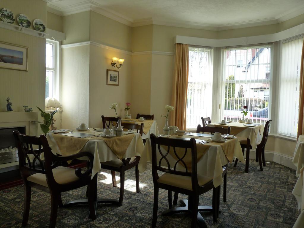 Cornerways Guest House Llandudno Zewnętrze zdjęcie