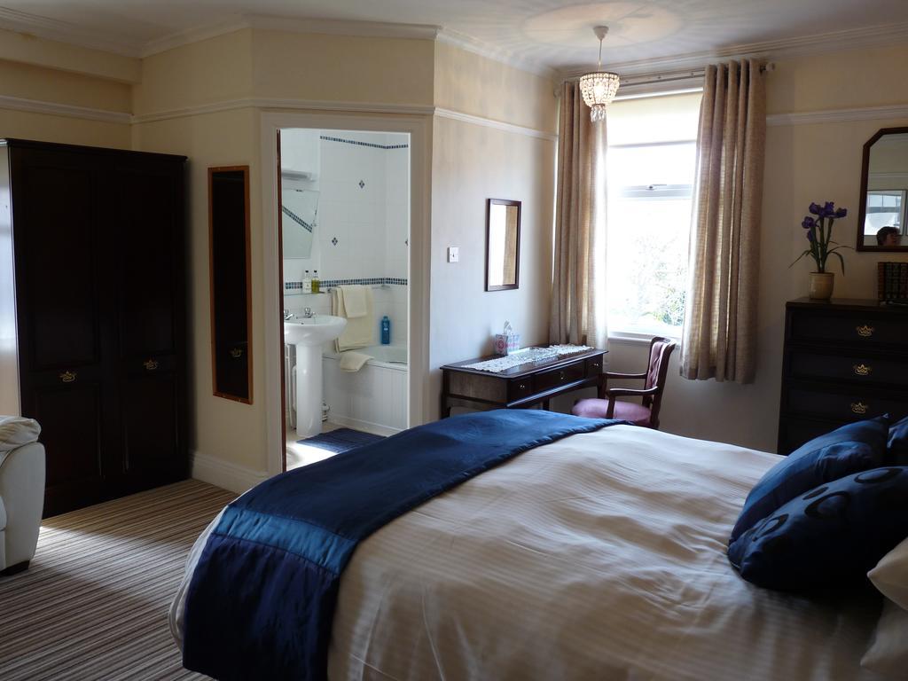 Cornerways Guest House Llandudno Zewnętrze zdjęcie